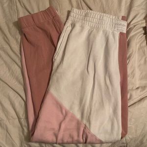COPY - PINK HOLLISTER SWEATPANTS